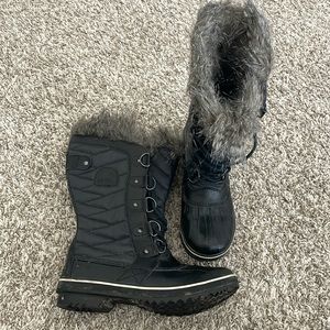 Sorel Tofino II Waterproof Winter Boots Womens Size 8 EU 39 Black Leather Rubber